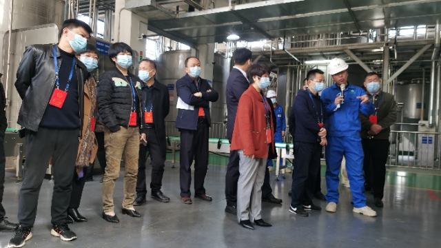 津市市人大常委会莅临凯发天生一触即发生物湖南生产基地视察指导